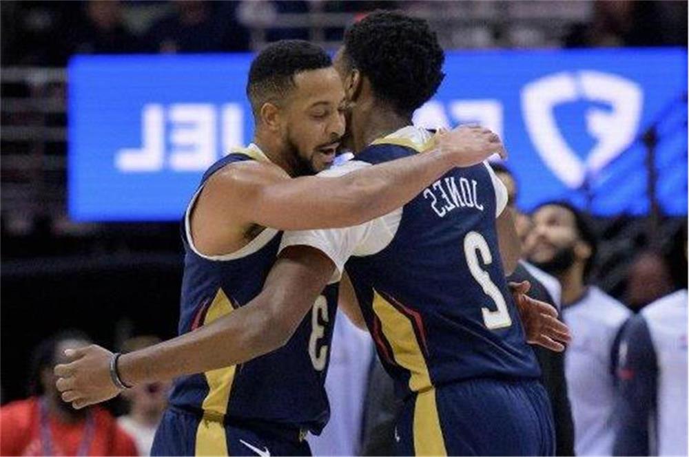 McCollum setzt Karriere-Bestleistung mit 50 Punkten, währendPool 26 7 Punkte erzielt. Pelicans schlagen Wizards und beenden 11-Spiele-Verlustreihe